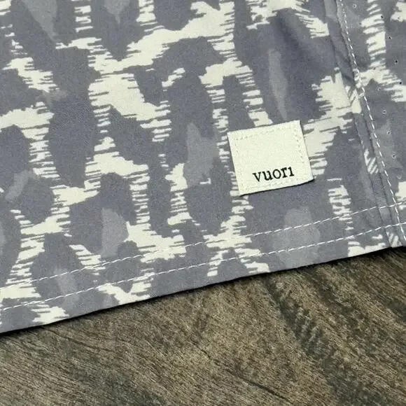 VUORI Women's Dash Mid Rise Animal Print Running Shorts, Opal Spots (Gray), L - Picture 12 of 12